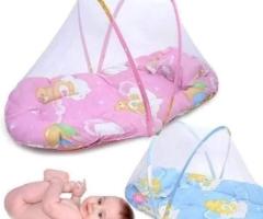 Baby bed with net