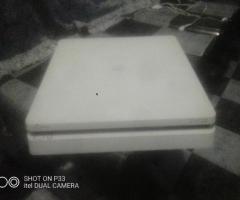Play Station 4 - Image 2
