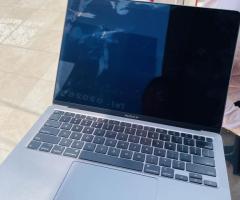 2020 MacBook Air - Image 3