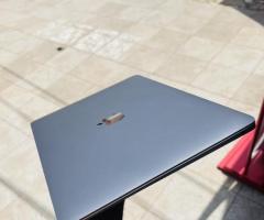 2020 MacBook Air - Image 4