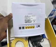 Universal ZLT P21 4G Router with Battery - Image 2