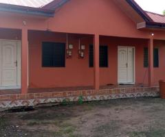 4 units Chamber Self-contained House For Sale, Ho