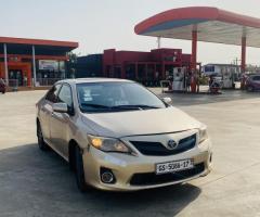 Toyota Corolla 2013 Gold ForSale - Image 3