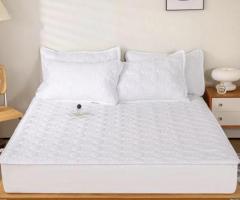 Waterproof mattress cover with pillowcases