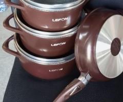 Non stick set of pots with frying pan - Image 2
