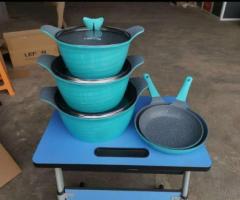 Non stick set of pots with frying pans - Image 2