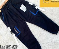 Sidepocket trousers and joggers - Image 1