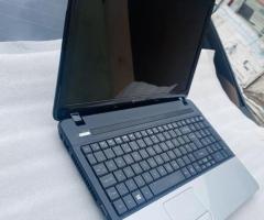 Neat Acer laptop 4th generation 500gig 4gig ram - Image 2