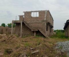 Uncompleted building for sale at sunyani fiapre near Catholic university - Image 3